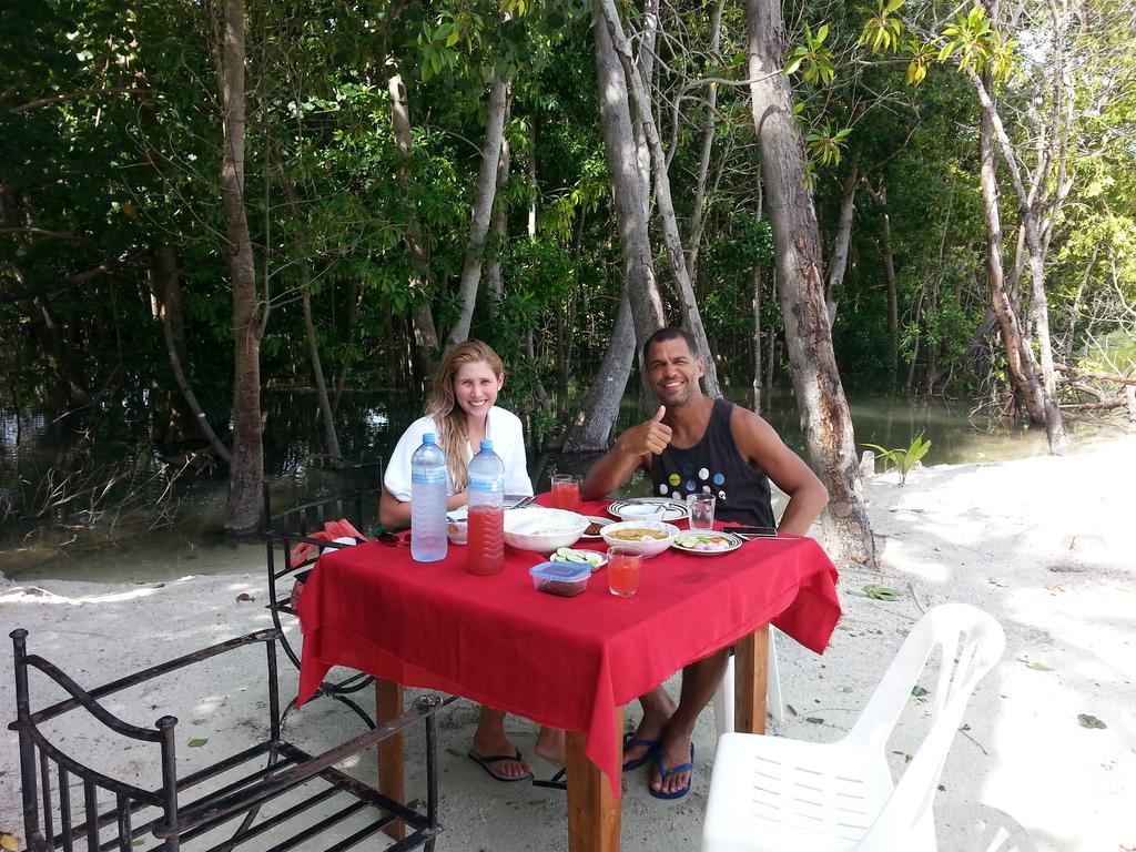 Hotel Maldives Seashine à Huraa Extérieur photo