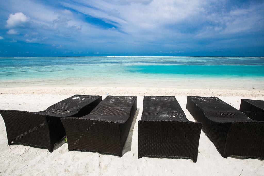 Hotel Maldives Seashine à Huraa Extérieur photo