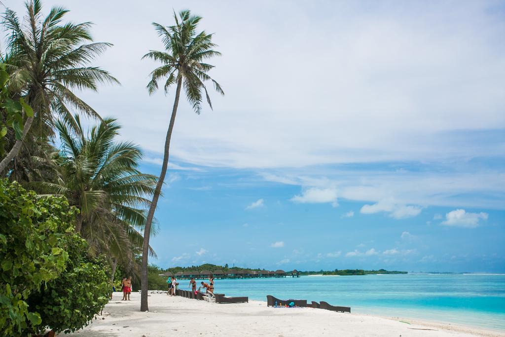 Hotel Maldives Seashine à Huraa Extérieur photo